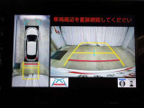 バックモニター付きなので車庫入れもラクラクです♪