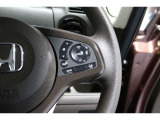 Hondaセンシングの機能のひとつ、アダプティブクルーズコントロール付!アクセルから足を離しても設定したスピードと前車との車間を保ち走行してくれます!車線維持もアシスト☆高速道路で疲労軽減ですね☆