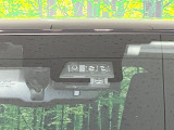 【トヨタセーフティセンス】走行中に前方の車両等を認識し、衝突しそうな時は警報とブレーキで衝突回避と被害軽減をアシスト。より安全にドライブをお楽しみいただけます。