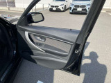 BMWを熟知したメカニックによる100項目の点検・整備を行います。不具合箇所、交換時期に達している部品に関しましては、全て当社負担で交換してからのご納車となります