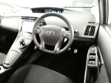 見通しのよいすっきりとした視界で、誰でも運転しやすいです。運転のしやすさは疲れにくさにも繋がりますよ♪