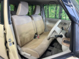 ドライバーによって運転しやすいポジションは異なり、あの車はどうなのか不安なこともありますよね。気になるお車は店頭で乗り込んでご確認いただけます♪