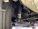お車を安心してお乗りいただく為には、足回りの定期点検が欠かせません。サービスサポート(有償保証)では無料点検もご提供しており、安心のカーライフをお過ごしいただけるサポート体制が整っています。