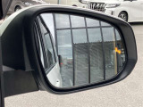 ブラインドスポットモニター付き★車線変更時の後方確認をアシストしてくれます!