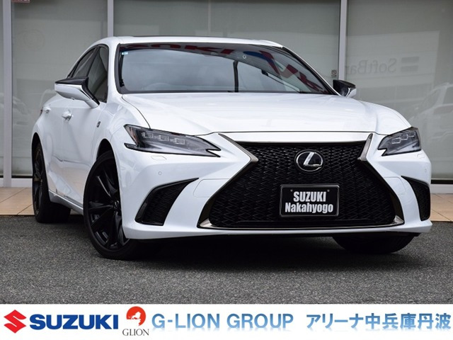 ES 300h Fスポーツ