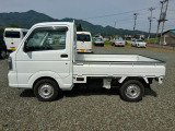 4WD、5速MT、エアコン、パワステ、エアバック!ご来店の際は、在庫確認の上お越しくださいますようお願いします。
