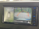 【マルチアラウンドモニター】専用のカメラにより、上から見下ろしたような視点で360度クルマの周囲を確認することができます☆死角部分も確認しやすく、狭い場所での切り返しや駐車もスムーズに行えます。