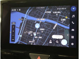 純正ナビを装備。タッチパネル式で使いやすく、お出かけもラクラクです。