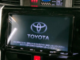 【大画面ナビ】人気の大型9インチナビを装備。存在感のある大画面はインパクト大!ナビ利用時のマップ表示は見やすく、テレビやDVDは臨場感がアップ!いつものドライブがグッと楽しくなります♪