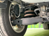 お車を安心してお乗りいただく為には、足回りの定期点検が欠かせません。サービスサポート(有償保証)では無料点検もご提供しており、安心のカーライフをお過ごしいただけるサポート体制が整っています。