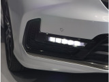 フォグライトは明るいLED!夜間運転時・雨天時・濃霧時と視界の確保を補助してくれます!見た目もクール!