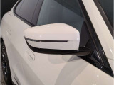 【BMWミラー】視認性の高いスタイリッシュなミラー。自動防眩機能も付いており夜間のドライビングをサポートします。