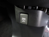 【POWEROUTLET】12V電源ソケットを設置しております。周辺機器の充電にご利用頂けます☆