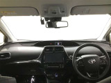 見通しのよいすっきりとした視界で、誰でも運転しやすいです。運転のしやすさは疲れにくさにも繋がりますよ♪