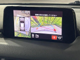 【360&deg;ビューモニター】専用のカメラにより、上から見下ろしたような視点で360度クルマの周囲を確認することができます☆死角部分も確認しやすく、狭い場所での切り返しや駐車もスムーズに行えます。