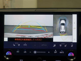 パノラミックビューモニター付きで、車両の周囲を確認することができるので安心できますね♪