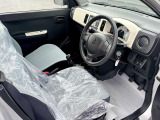 コンパクトで取り回しのしやすいお車となっております。