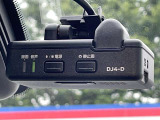 ドライブレコーダー装備です!もしもの時やあおり運転など、映像記録は証拠になるのであると安心ですね!