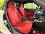 運転席シート廻りは使用感も少なく、良好な状態となっています。丁寧に使われていたことがよくわかりますね。