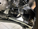 お車を安心してお乗りいただく為には、足回りの定期点検が欠かせません。サービスサポート(有償保証)では無料点検もご提供しており、安心のカーライフをお過ごしいただけるサポート体制が整っています。