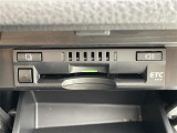 ◆【ETC】有料道路を利用する際に料金所で停止することなく通過できる、ETC車載器(ノンストップ自動料金収受システム機器)が装備されています。セットアップを行うことで利用可能になります。