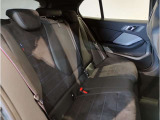 【エアバック】BMWのエアバックやその他の安全装備は、互いに補完しあう事で徹底した安全性を貫きます。万一の事故の際にそれぞれ最適な保護を提供してくれます!
