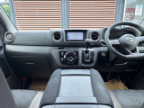 内装はルームクリーニング済みです!清潔な車内で快適なドライブをお楽しみください!!前席、後席、そしてエンジンルームまで全てクリーニング済みです。