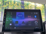 【10型ディスプレイオーディオ】お手持ちのスマートフォンとの連携で、ナビや音楽再生など各種アプリを使用可能。スマホに近い感覚でお使いいただけます♪