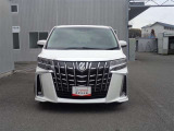 トヨタ認定中古車の3つの安心付きです。1.まるごとクリーニング済み2.車両検査証明書3.ロングラン保証