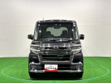 LEDヘッドラン&メッキベゼル付きフォグランプに加えて大型メッキグリルが挑発的なタントカスタムトップエディションが入荷致しました。