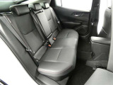 ゆとりある広々とした車内空間は、ドライブを始め買い物やレジャーなど、幅広く活躍します。一人でもみんなとでもお出かけを楽しみましょう!