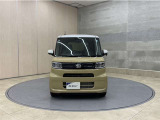 お車購入のポイントとなるフロントマスクです!かわいらしい目つきが印象的なデザインのヘッドランプです。