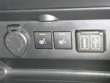 シートヒーターがついてます。冬の乗り始めでも、シートがポカポカして、とっても暖かくて快適!!