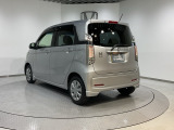 ご納車までの期間ですが、県内のお客様は1、2週間、県外のお客様は2、3週間ほどでご納車が可能となります。但し、書類の状況によっては多少の前後もありますので、その際には何卒ご了承下さい。