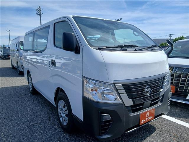 キャラバン 2.4 DX ロング ディーゼル 禁煙車 バックカメラ オートライト