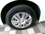 195/65R15サイズのタイヤをはいてます☆