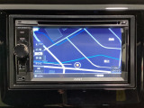 ナビゲーションはワンセグTV対応のメモリーナビ(社外品)を搭載しています。Bluetoothオーディオ機能がありますので、スマートフォンなどの音楽も再生できます。