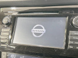 【メーカー純正ナビ】インテリアに溶け込むスタイリッシュな「専用設計」メーカーナビを装備♪視認性や操作性など基本性能にも優れ、より上質なカーライフをお楽しみいただけます。