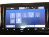 CD・DVD・SDオーディオ・Bluetoothオーディオ再生可能。SDカードへの音楽録音も可能。フルセグTV視聴可能。