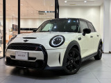 F56クーパーSDが入庫しました。ボディーカラーは、ペッパーホワイトのお車です。