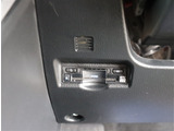 お客様のニーズを想像しながら、『見て』『触って』『体感』が出来るように仕入れ活動を行っております。
