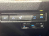 【パワーバックドア】スマートキーや運転席のボタンを押すだけでリアゲートが自動で開閉します!荷物を持っている時や、高い位置にあるバックドアを閉める際に便利な機能です♪