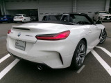 BMWプレミアムセレクション館林では、高年式低走行モデルからMモデル、年式が経ちなかなかディーラーでは見かけないモデルまで幅広いラインナップで認定中古車を取り扱っております。品質に自信があります。