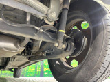 お車を安心してお乗りいただく為には、足回りの定期点検が欠かせません。サービスサポート(有償保証)では無料点検もご提供しており、安心のカーライフをお過ごしいただけるサポート体制が整っています。