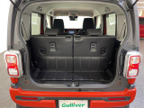 【トランク】積み込みやすくて、たっぷり積める荷室です。シートアレンジできるものは、乗車人数と荷物の量や大きさによってシートを動かすことができるので、より快適なドライブが可能です!