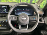 【純正革巻きステアリング】上質な革を使用することで、手にしっかり馴染みとても運転しやすいハンドルです♪