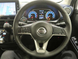 ドライバーに寄り添う快適な操作フィールをもたらすステアリングです。