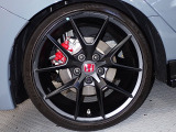 アルミホイールは安心のホンダ純正!車のデザインにもマッチしています。