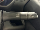 【オートライト(AUTO)】外の明るさをシステムが感知して、自動でヘッドライトが点灯します!ヘッドライトをつけ忘れを防ぐ便利機能です。