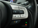 ◆アダプティブクルーズコントロール◆予め設定した車速内でクルマが自動的に加減速。前走車との適切な車間距離を維持しながら追従走行します。【LKAS】車線維持支援システムでステアリング操作を支援。